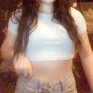 crop top